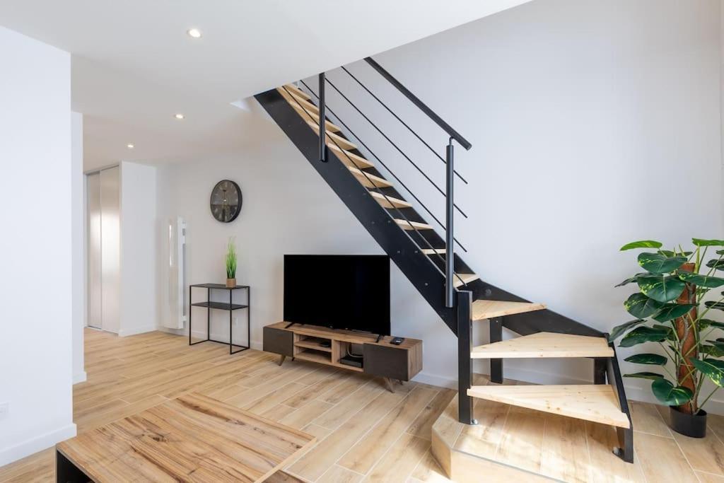 Ferienwohnung T3 Neuf Avec Exterieur Saint-Georges-de-Reneins Exterior foto